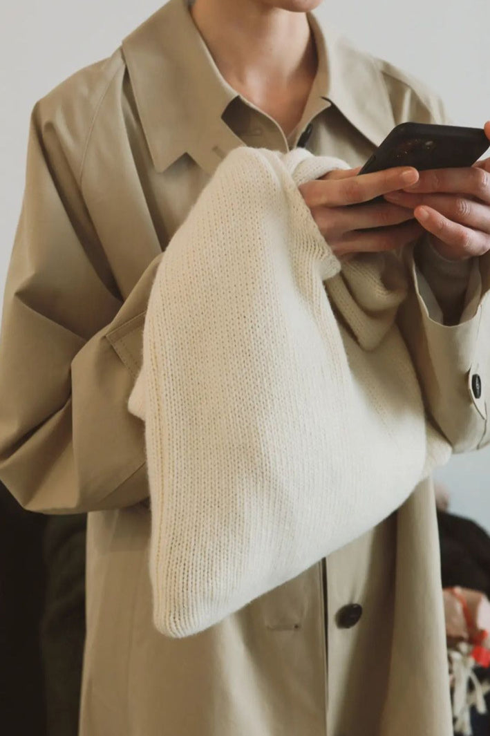 Sac fourre-tout élégant et minimaliste en tricot crème