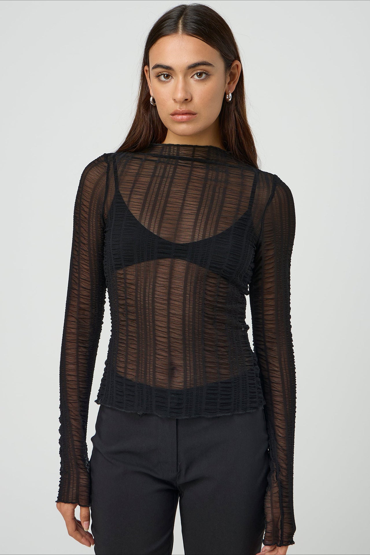 Chemise en maille transparente à manches longues pour femme