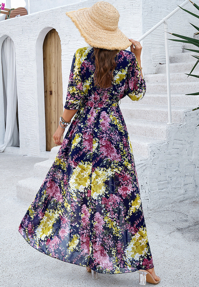 Robe plissée à imprimé floral et col en V 