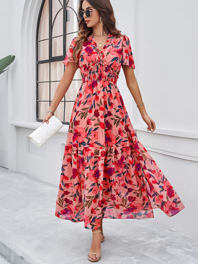 Robe d'été rose à imprimé floral et col en V 