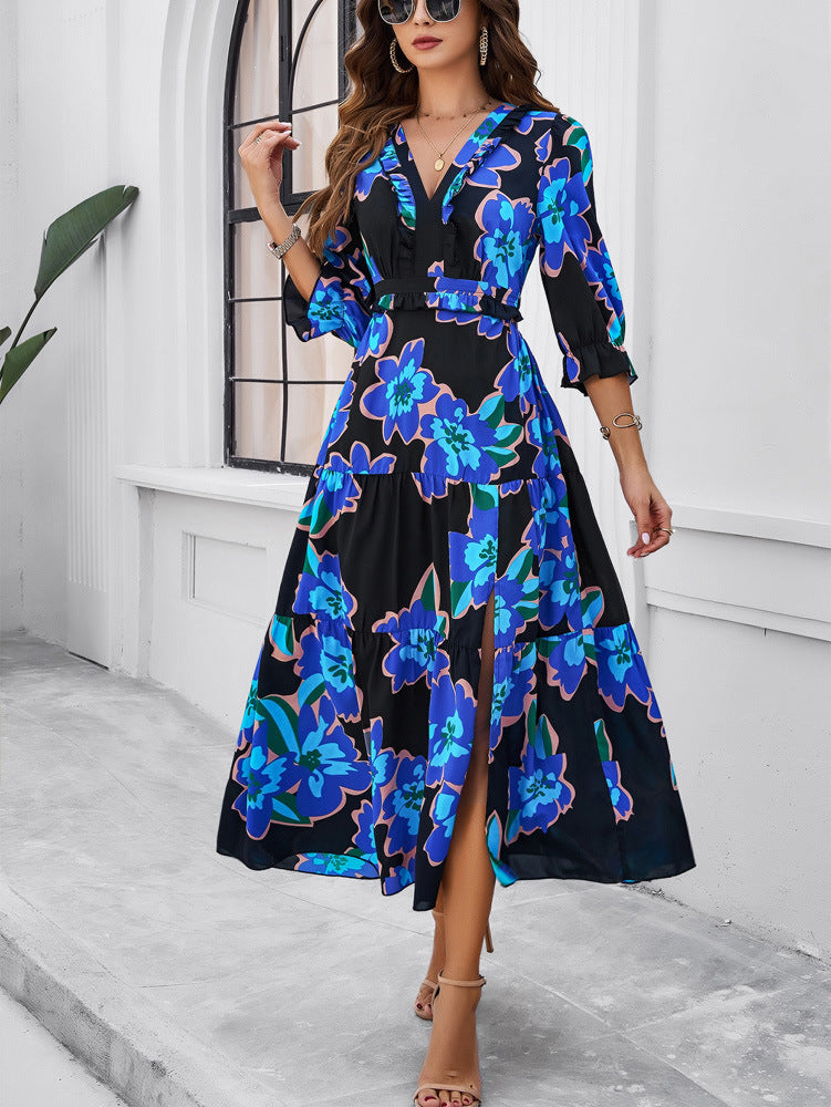 Robe d'été noire à imprimé floral et col en V 