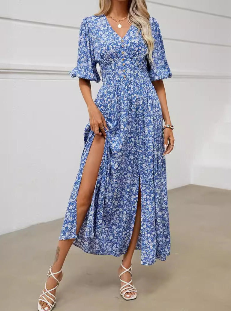 Robe bohème bleue à col en V et manches lanternes