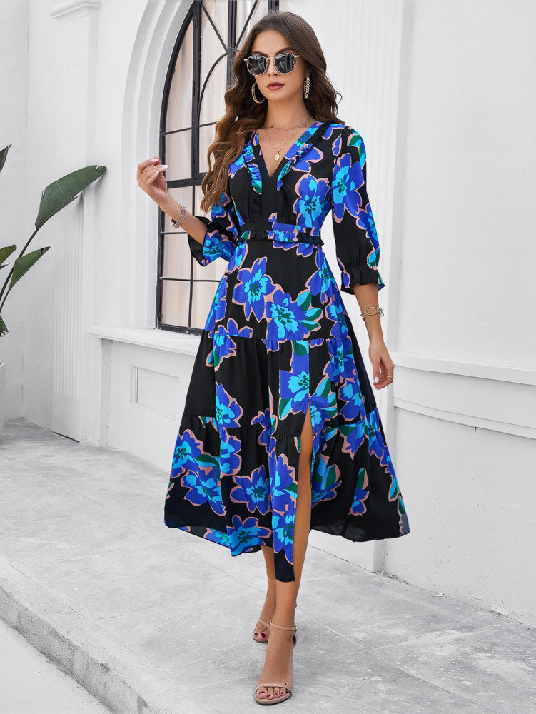 Robe d'été noire à imprimé floral et col en V 