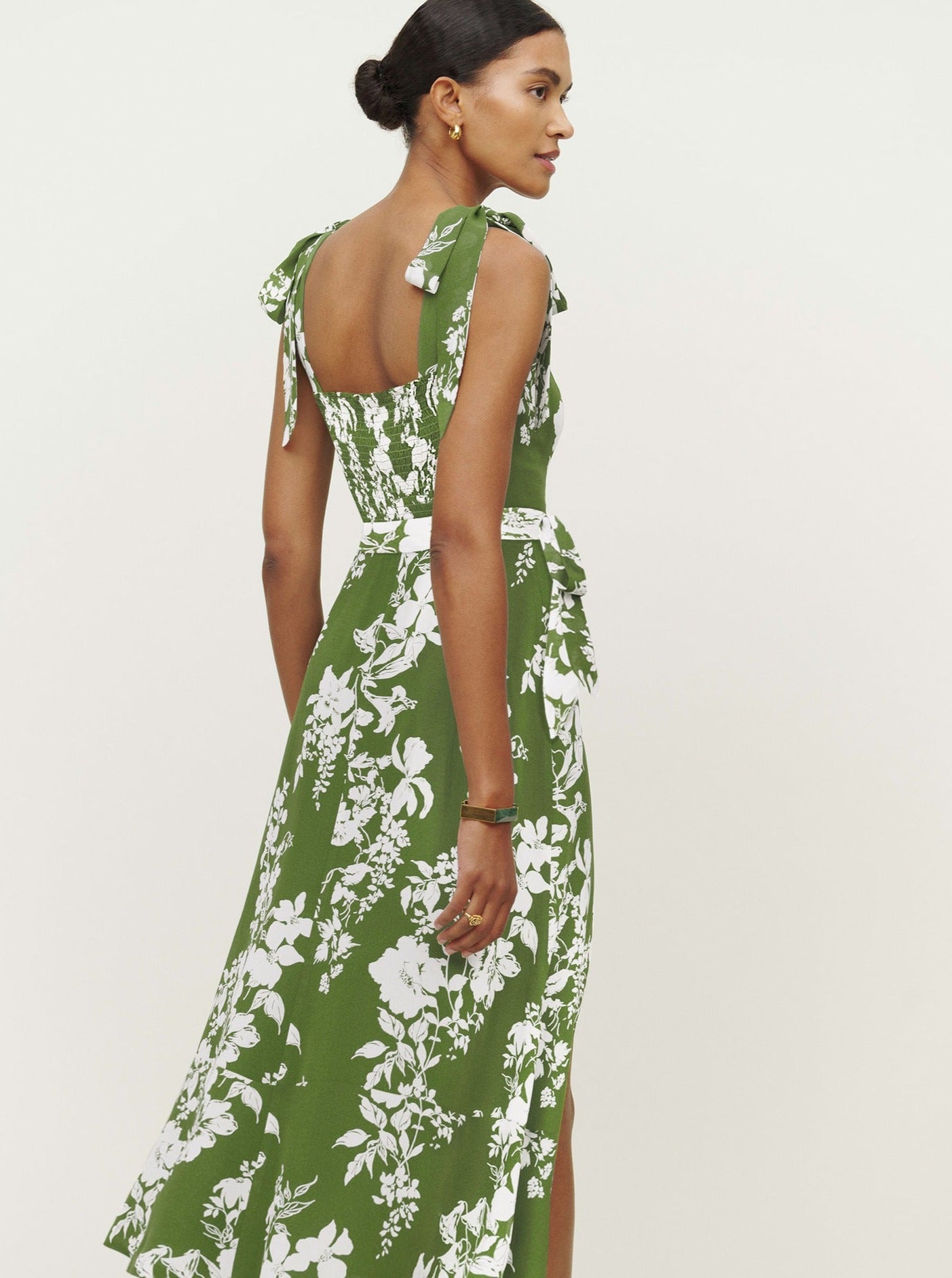 Robe fendue à col carré et bretelles à imprimé floral vert 