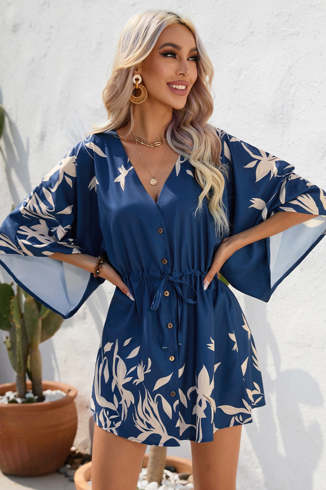 Mini-robe à manches courtes à imprimé tropical bleu foncé 