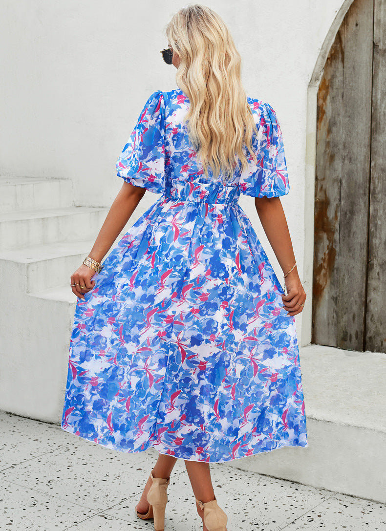 Robe longue décontractée bleue à col en V et taille haute imprimée