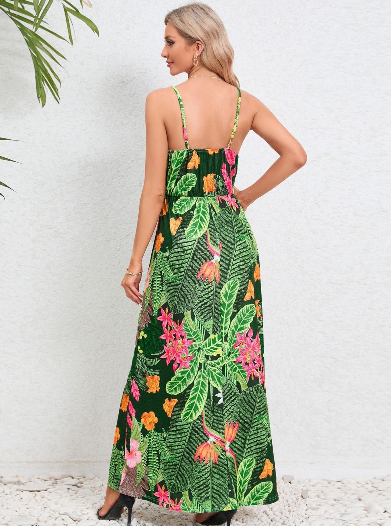 Robe longue à imprimé tropical vert foncé 