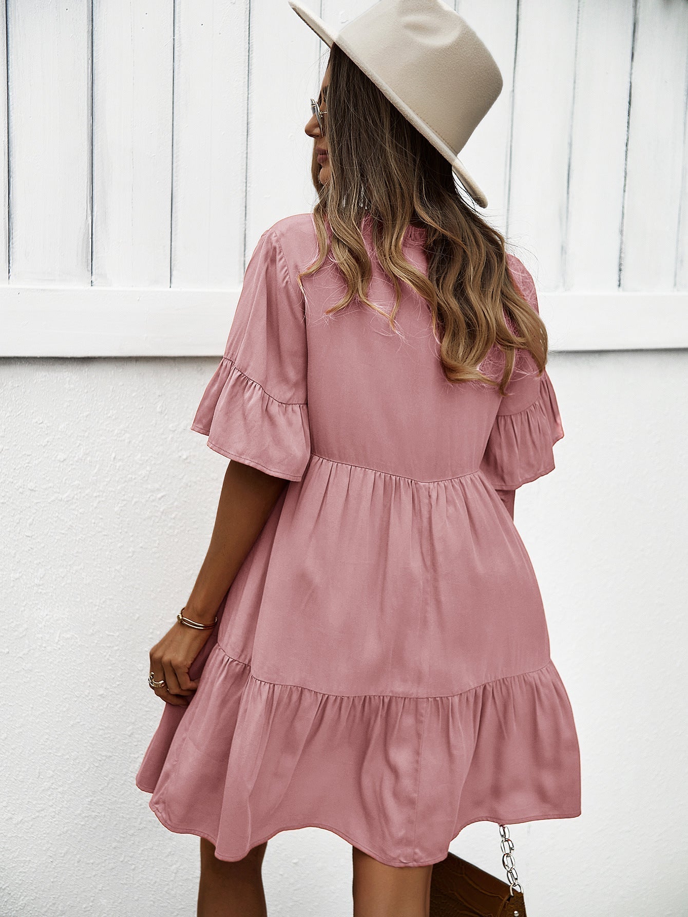 Robe trapèze rose à plusieurs étages