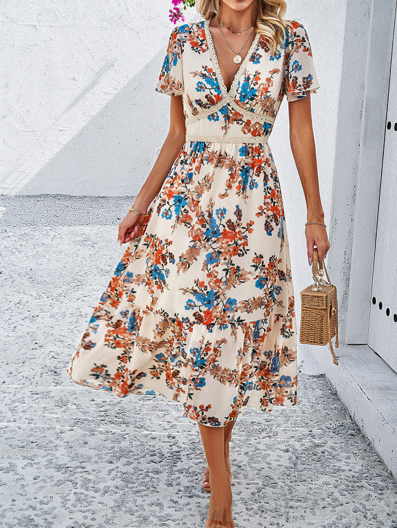 Robe d'été à col en V et imprimé floral abricot 