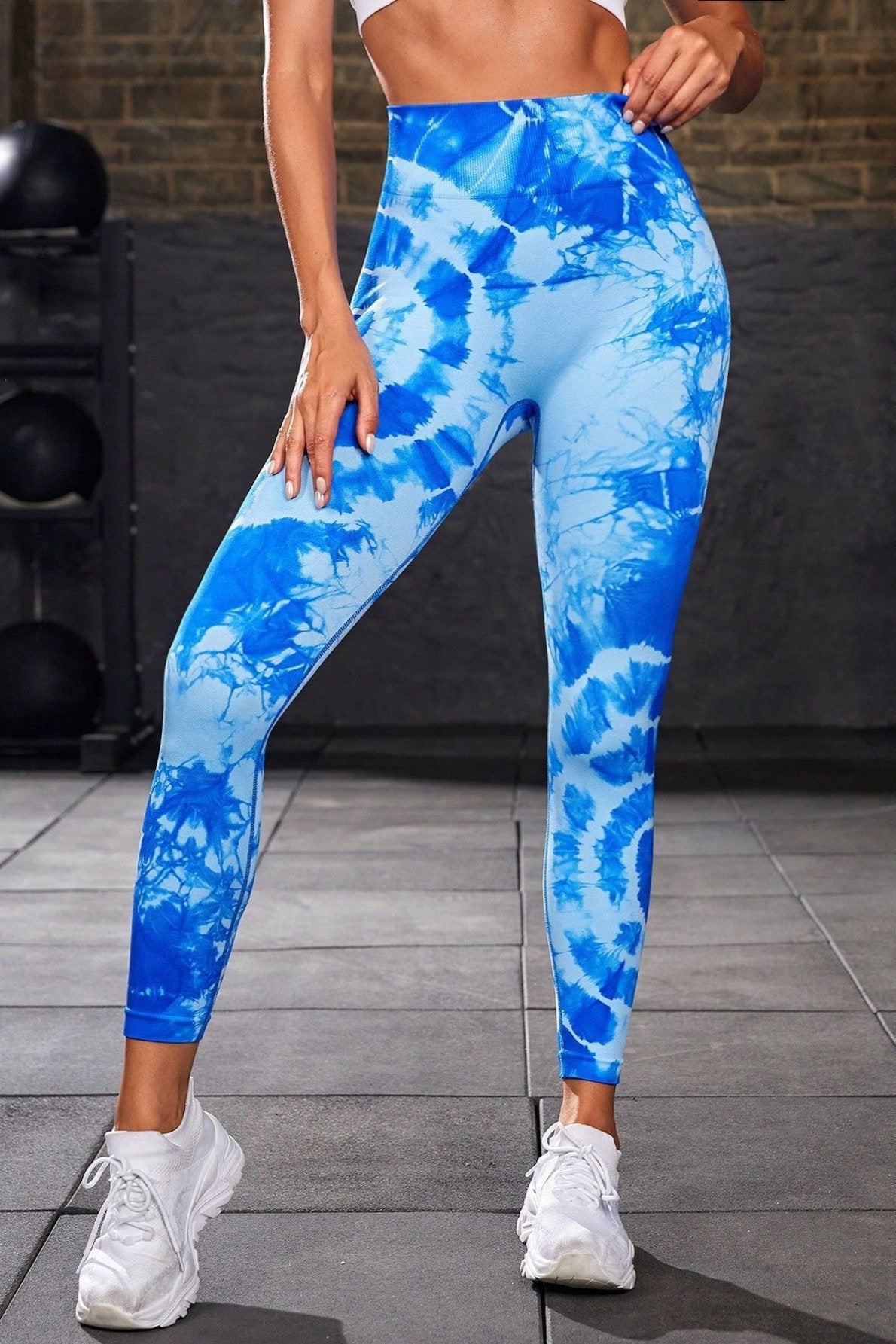 Pantalon de yoga taille haute bleu sans coutures avec imprimé tie-dye 