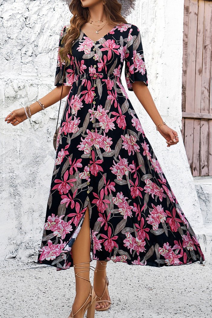 Robe mi-longue noire chic à fleurs avec col en V et fente latérale 