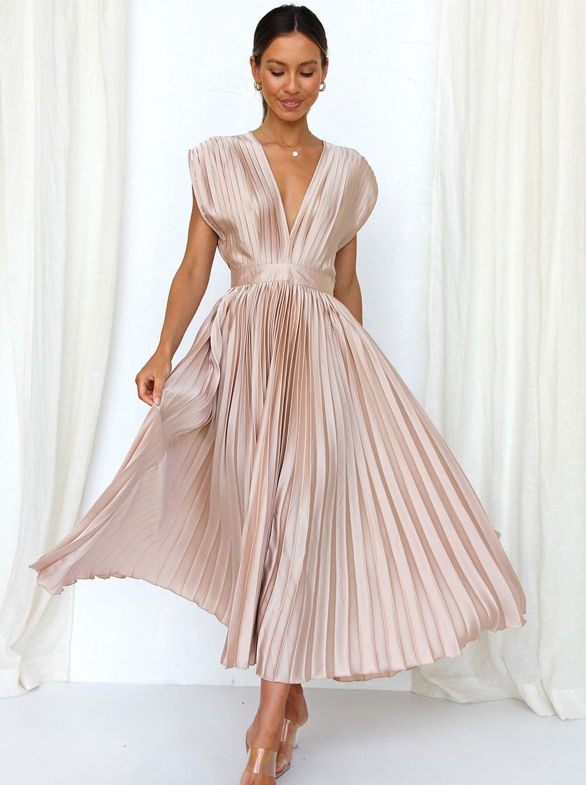 Robe plissée décontractée rose à col en V 