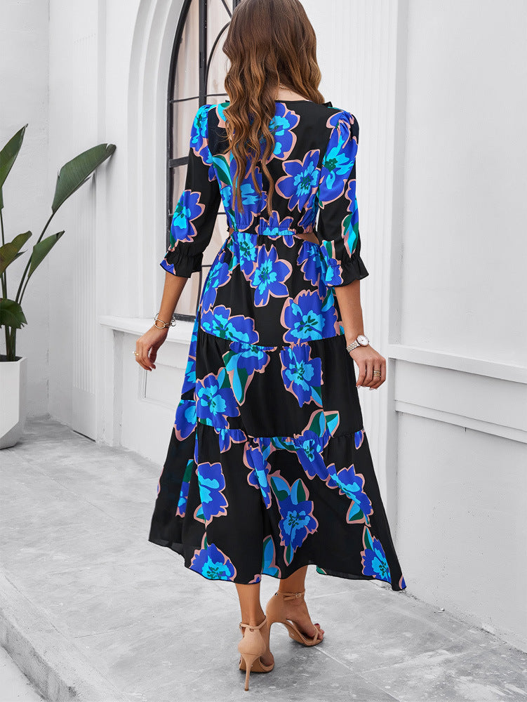 Robe d'été noire à imprimé floral et col en V 