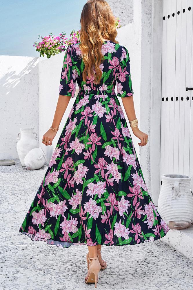 Robe mi-longue d'été chic à fleurs avec col en V et fente latérale