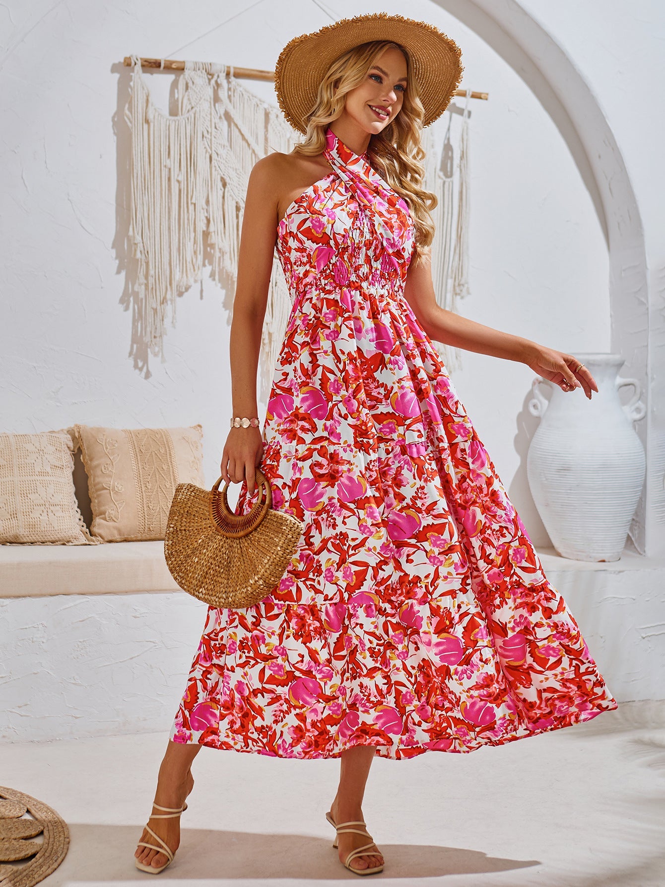 Robe longue d'été à imprimé floral et col licou 