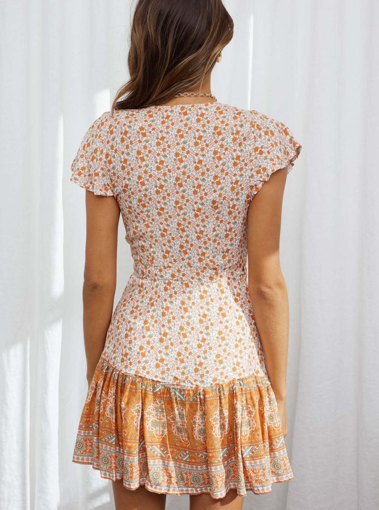 Robe courte bohème orange à col en V profond 