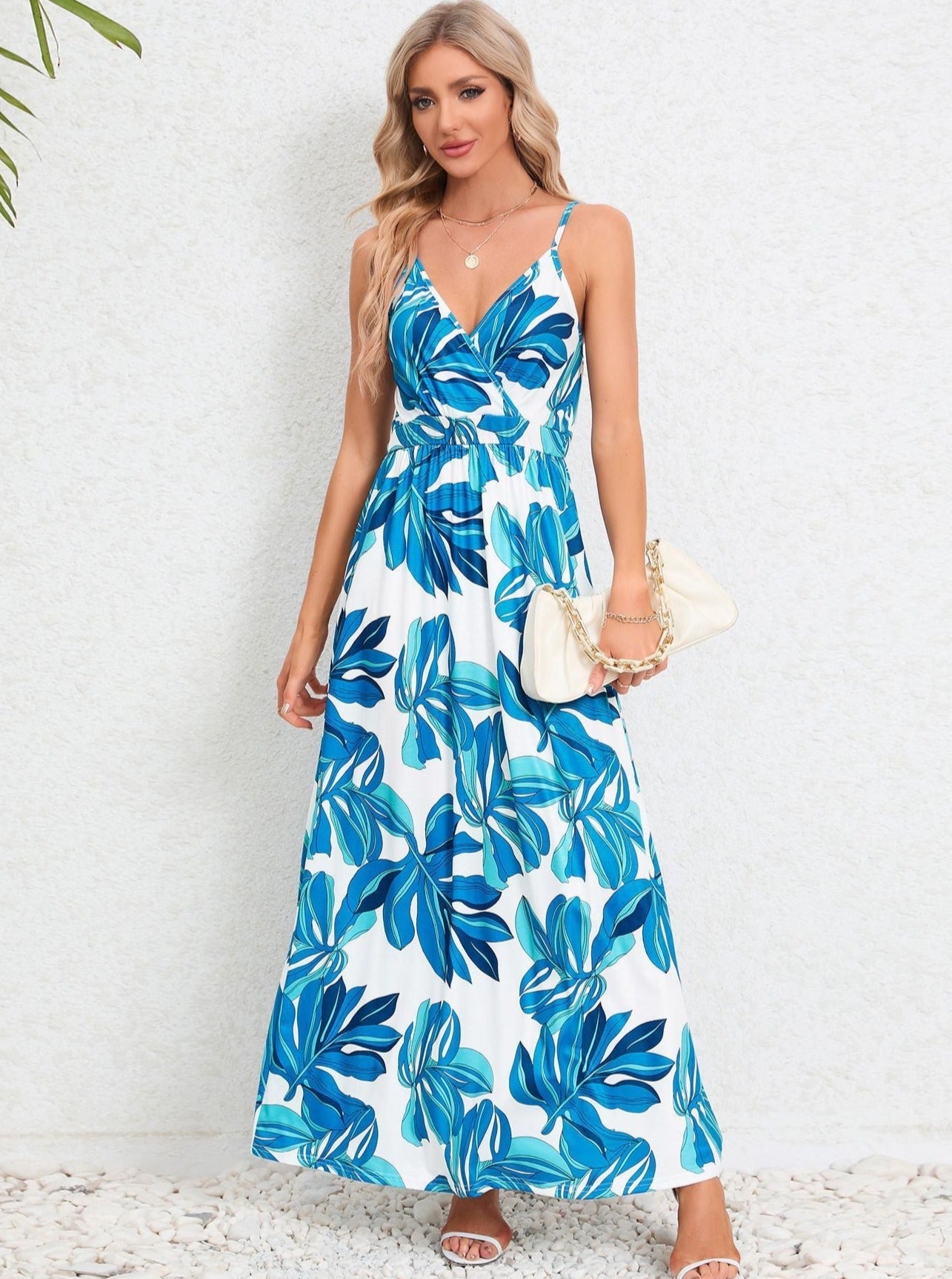 Robe longue à imprimé tropical blanc bleu 