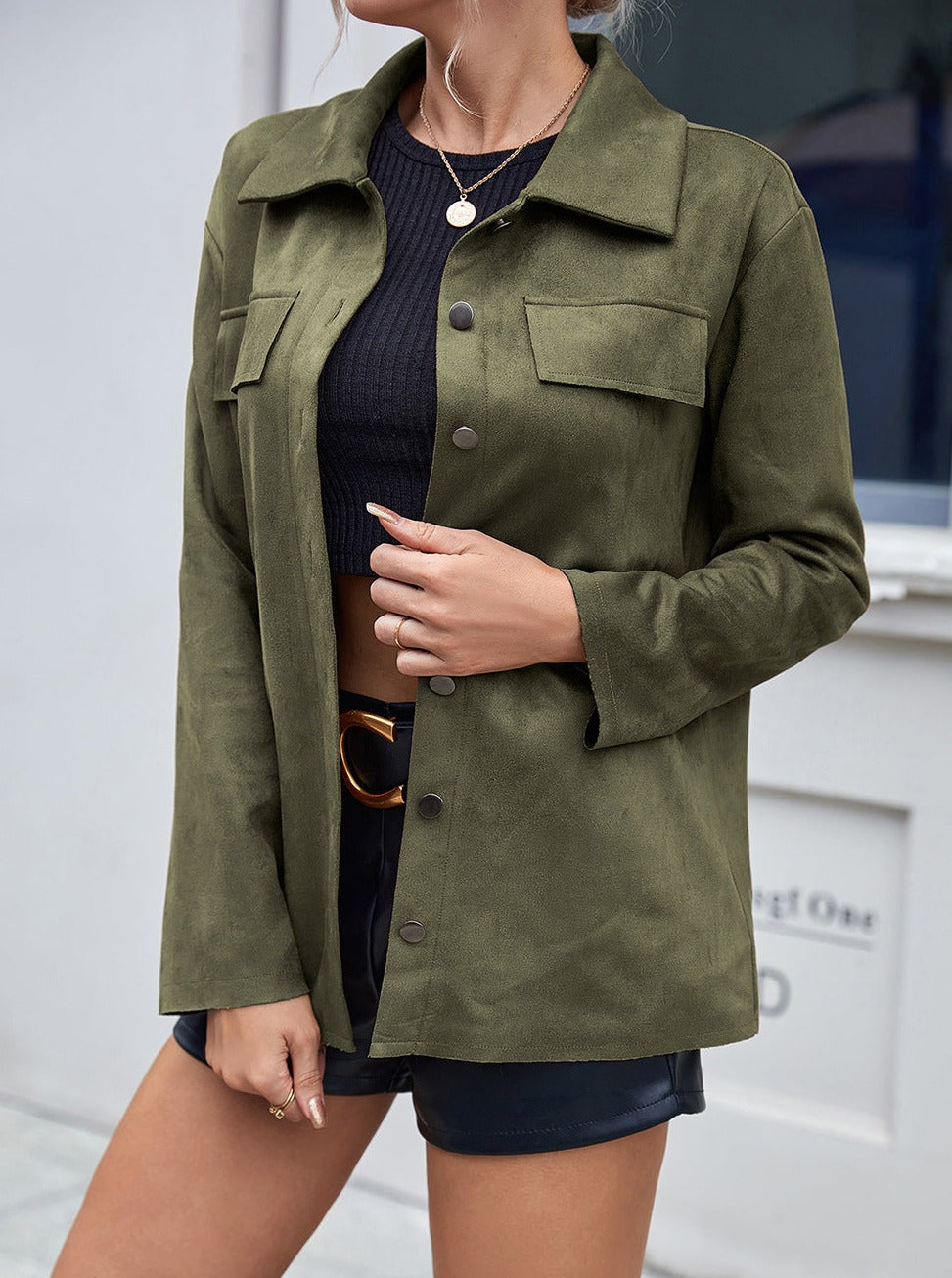 Veste à manches longues avec col oversize en faux suède