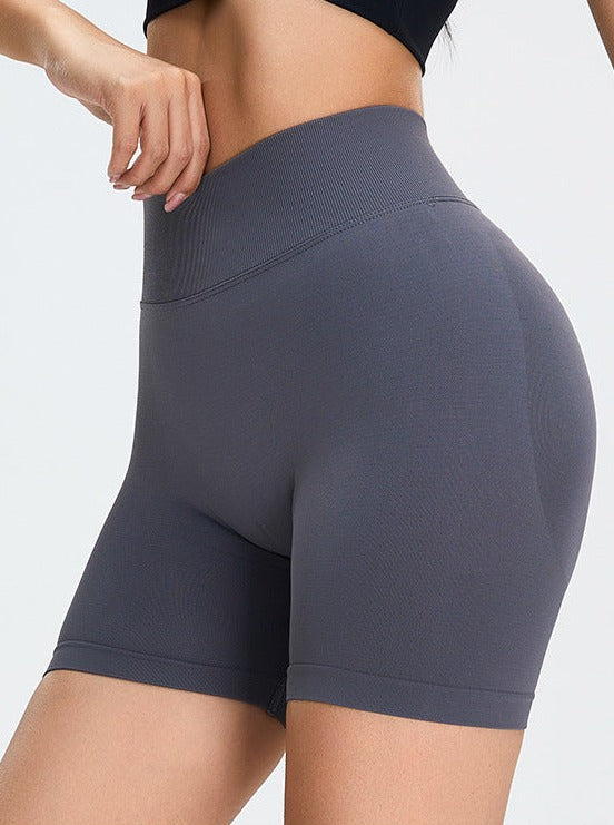 Short de sport taille haute sans couture gris anthracite rehaussant les fesses 