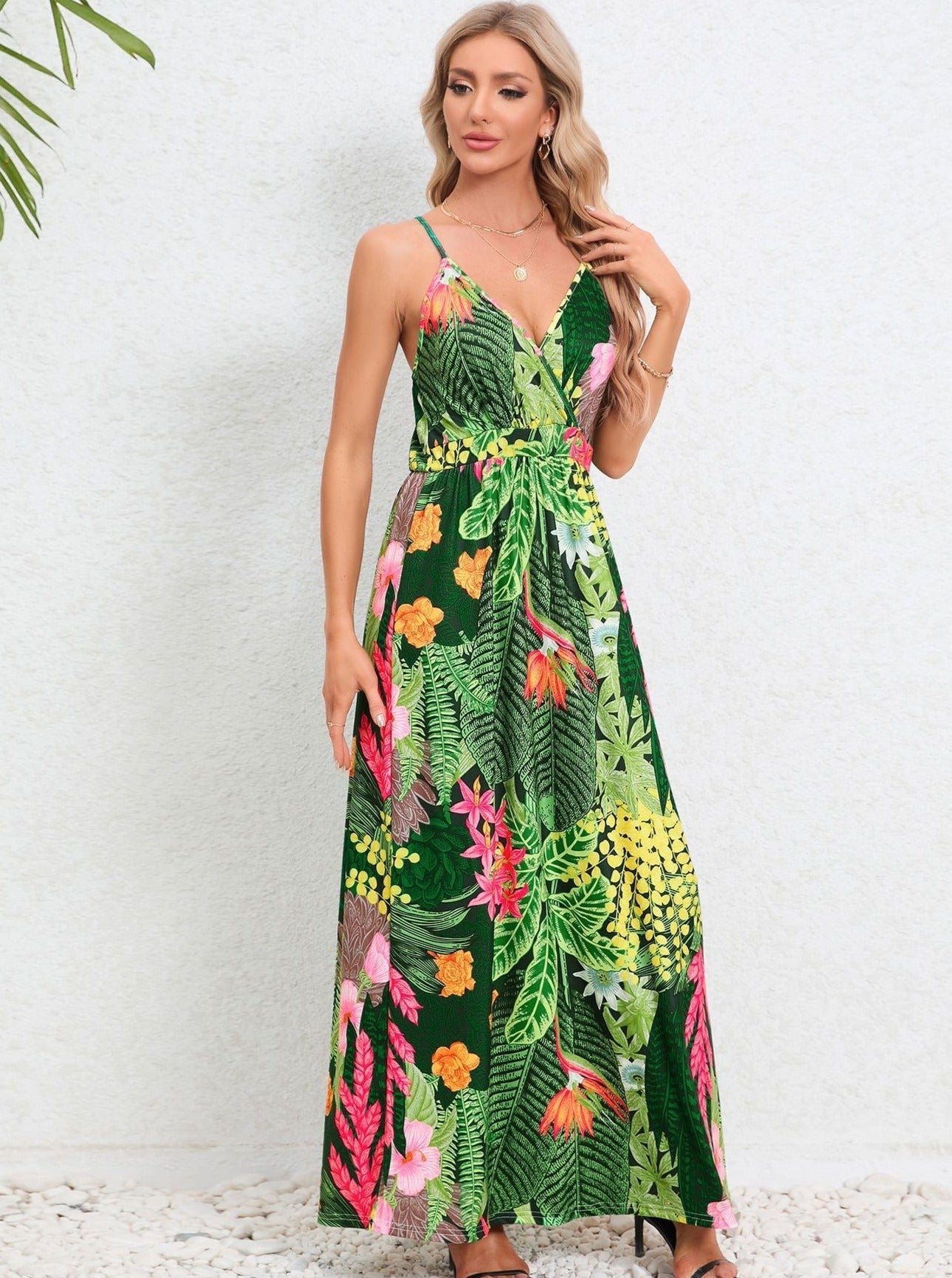 Robe longue à imprimé tropical vert foncé 