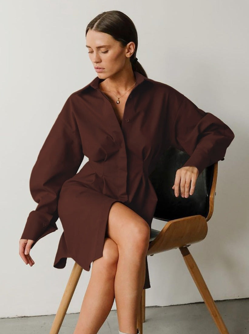 Robe chemise boutonnée plissée à manches longues